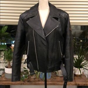 Brand New Harley Davidson Style Leather Jacket fits like a large on a man